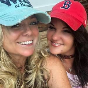 Meet your Posher, Mindy